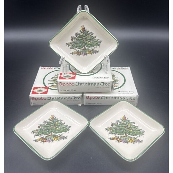VTG Spode Christmas Tree DIAMOND Trinket Trays Plates Dishes 5” Set Of 3 England - Picture 1 of 7